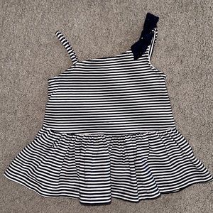 🏷️ 5 for $25 🏷️ Lilly Wicket 18 months top